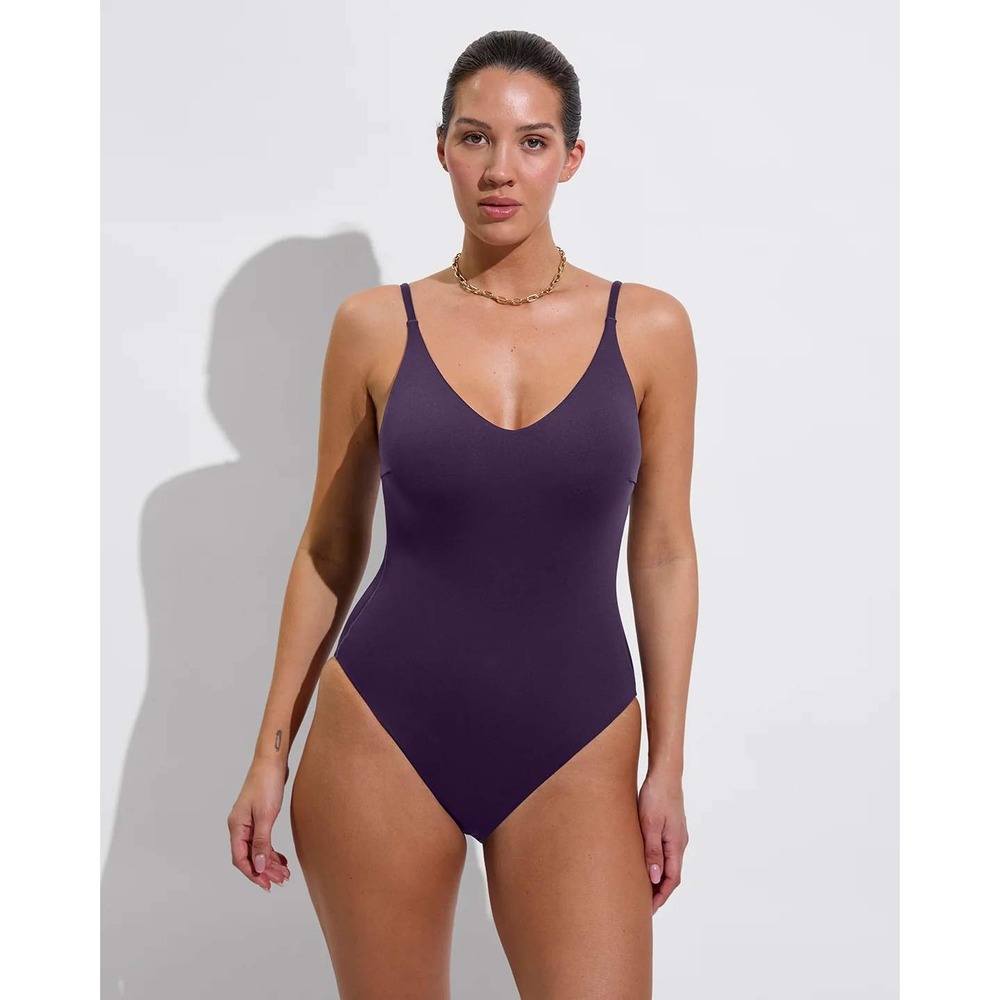 Left On Friday Peak Suit Mauve Purple Large D+ New With Tags